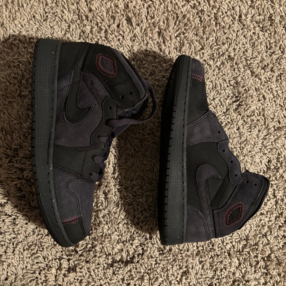 Nike Jordan 1 Mid SC Craft Smoke Black and Dark Gray. Brand New. Never Worn